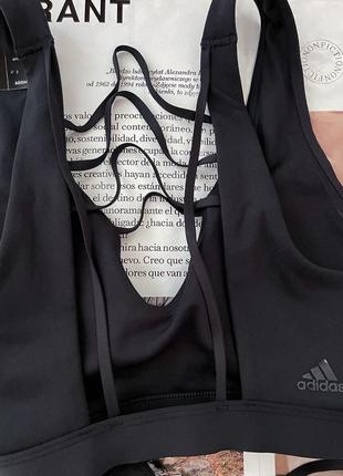 Спортивный топ adidas yoga studio lux bra4 фото