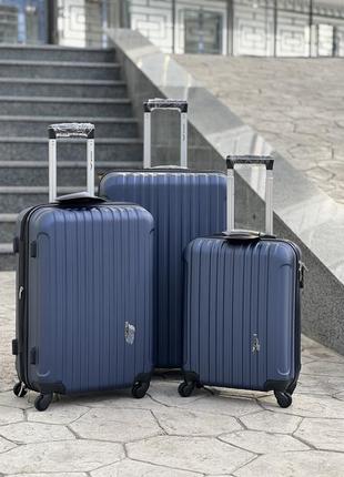 Чемодан модель 2011 wings,абс пластик +поликарбонат, большой,средний,маленький, удобная поклажа,чемодан,дорожня сумка