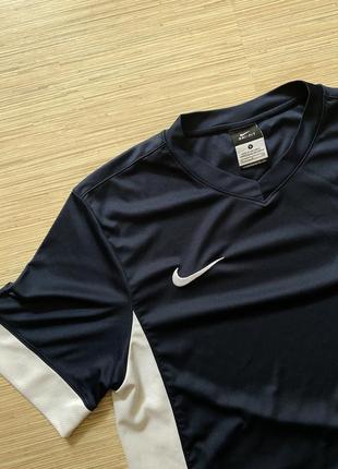 Футболка чоловіча спортивна nike оригінал розмір s3 фото