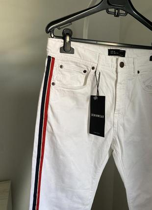 Брюки с лампасами / брюки