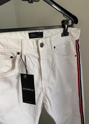 Брюки с лампасами / брюки