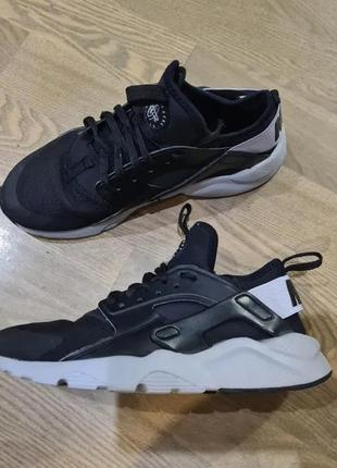 Кроссовки nike huarache 36.51 фото