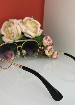 Солнцезащитные очки burberry барбери  женские брендовые  2021 г.3 фото