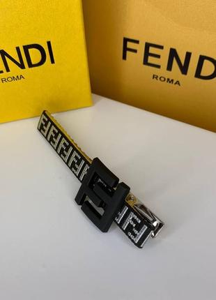 Заколка-зажим для волос фенди fendi с брендовым узором и логотипом