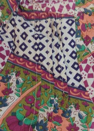 Легка натуральна блуза цікавого крою франція