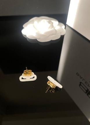 Брендовые серьги 3