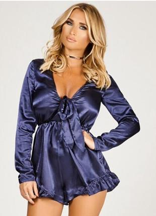 Шикарный комбинезон с рюшами и завязкой