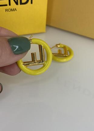 Брендовые круглые серьги в стиле фенди, позолота, желтые. люкс качество