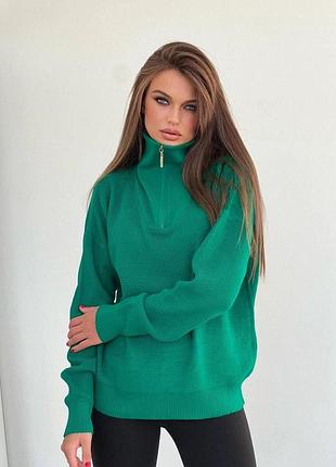 Свитер с замочком. цвета: черный,беж,белый,зеленый,серый,боакитный,розовый. 
размер : универсал 
42-46 универсал