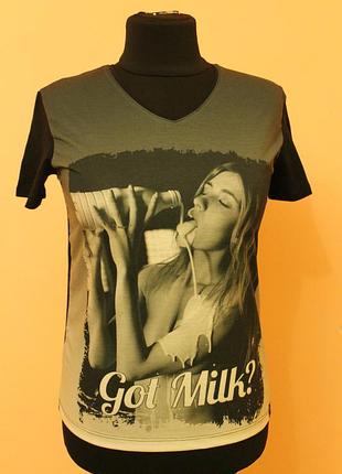 Футболка young wild & free