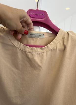 Бежевая премиальная футболка майка с подплечниками блузка bottega5 фото