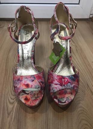 Босоножки blossem collection