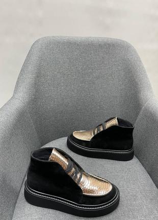 Ботинки черные с золотым нв массивной подошве цвет на выбор6 фото