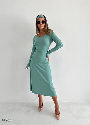 Платье с повязкой