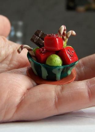 Еда для кукол барби и лол ручной работы фруктовый салат в арбузе1 фото