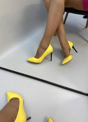 Желтые кожаные туфли лодочки на шпильке цвет на выбор4 фото
