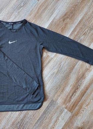 Легкая беговая кофта лонгслив nike running aeroreact