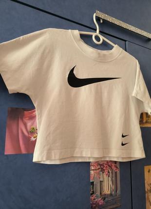 Базовый топ, топик найк nike, спортивный топ с сушами, центр лого оригинал спорт мода блокеткор nike sport