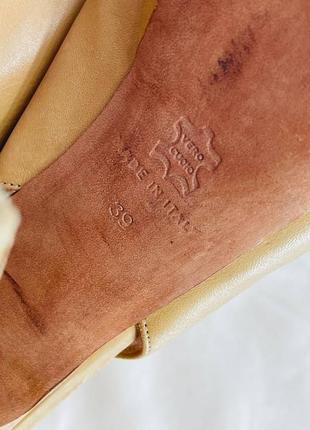 Шикарні шкіряні італійські босоніжки туфлі на каблуці7 фото