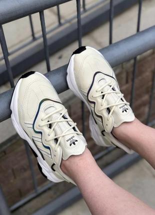 Кроссовки женские adidas ozweego milk white