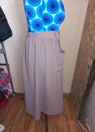 Новая бежевая юбка миди с накладными карманами 48 размер4 фото