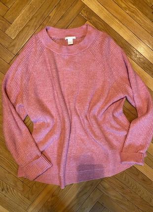 Женский розовый свитер1 фото