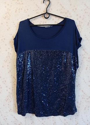 Красивая футболка с паетками 💙