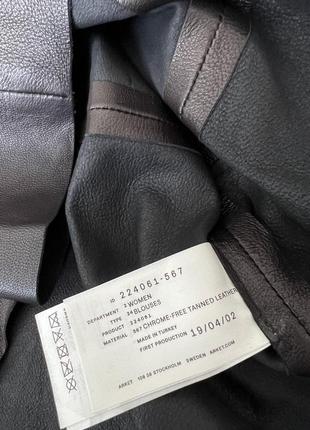 Кожаная блуза arket gathered leather blouse / 348 фото