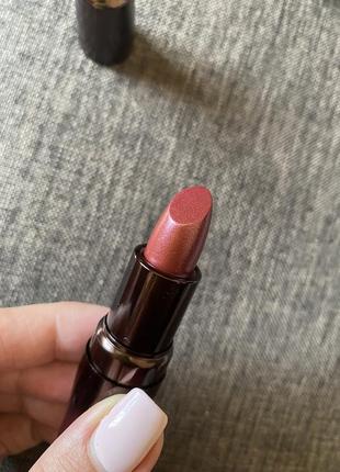 Губна помада shiseido shimmering lipstick rouge irise nosl15, оригінал.4 фото