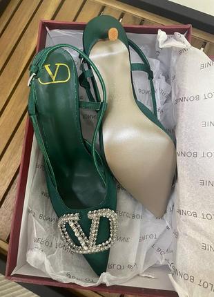 Босоножки valentino5 фото