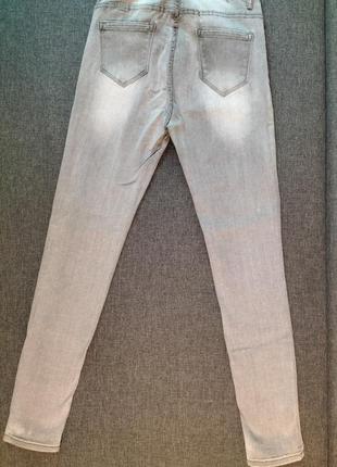 Серые стрейчевые джинсы colorful denim м383 фото