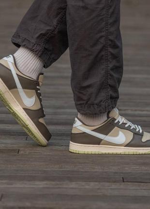 Кроссовки nike sb dunk low beige\brown\green patch3 фото