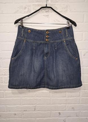 Красивая женская джинсовая мини юбка