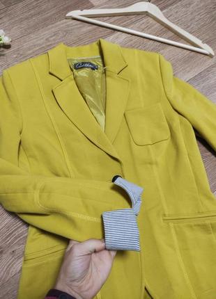 Желтый стрейчевый пиджак жакет хб4 фото