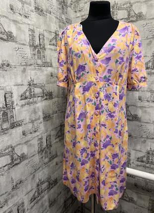 Оранжева в фіолетових квітах плаття сукня на пуговках халат  віскоза 100%