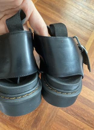 Новые кожаные босоножки сандалии в виде dr. martens leather collection 7/41696 фото