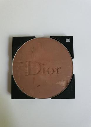 Компактна пудра-бронзантор dior diorskin forever natural bronze powder