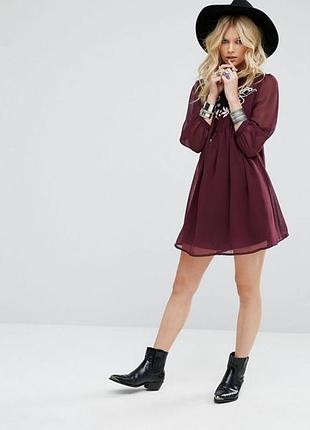Очаровательное платье от glamorous