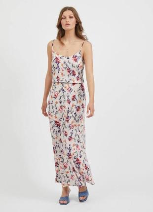 Розкішна легенька сукня