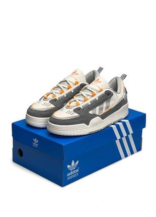 Демисезонные серые кроссовки adidas originals adi2000 сірі чоловічі кросівки adidas original8 фото