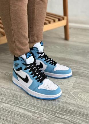 Кроссовки nike air jordan 1. цвет синий с белым и черным.5 фото