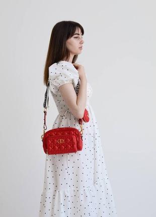 М’ягка невелика жіноча сумка бренда christian dior