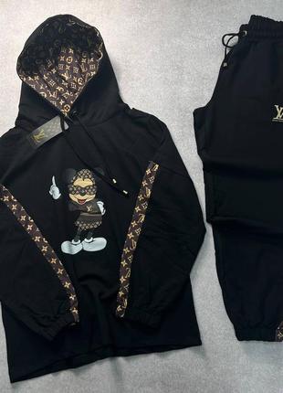 Жіночий костюм beige vuitton