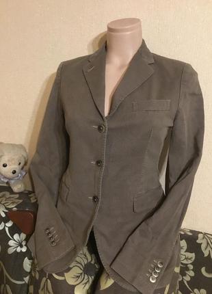 Фірмовий італійський піджак, жакет бавовна італія