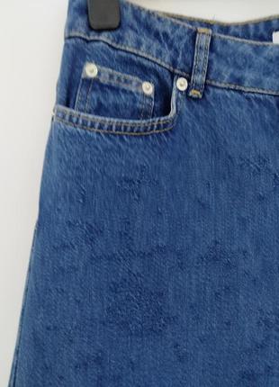 Стильные джинсы для женщин3 фото
