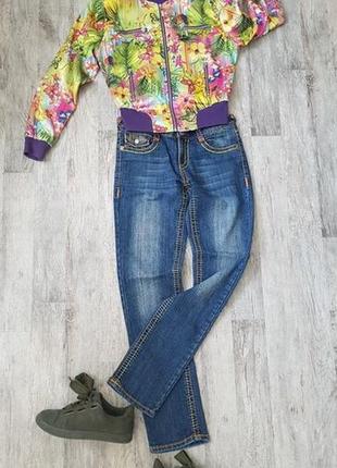 Стильные дизайнерские джинсы true religion. пролет с размером1 фото