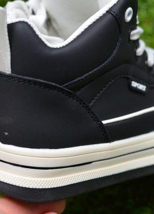 Детские демисезонные ботинки bessky черные р32-349 фото