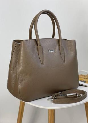 Итальянская деловая женская сумка шоппер из натуральной кожи от бренда borse in pelle.4 фото