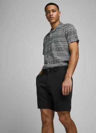 Шорти jack & jones phil. нові !