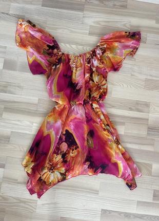 Легкое асимметричное платье в цветочный принт5 фото
